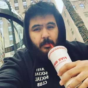 Meet your Posher, Jose'